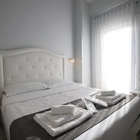 Bed and breakfast Royal 4*