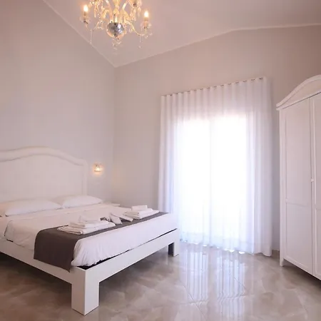 Couette-café Royal Sellia Marina